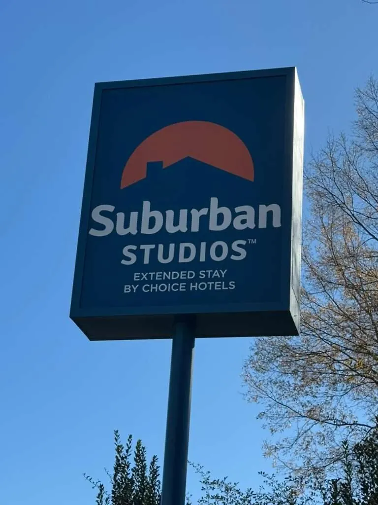 6 Budget Hotels Close to Shoppes at University Place, Charlotte